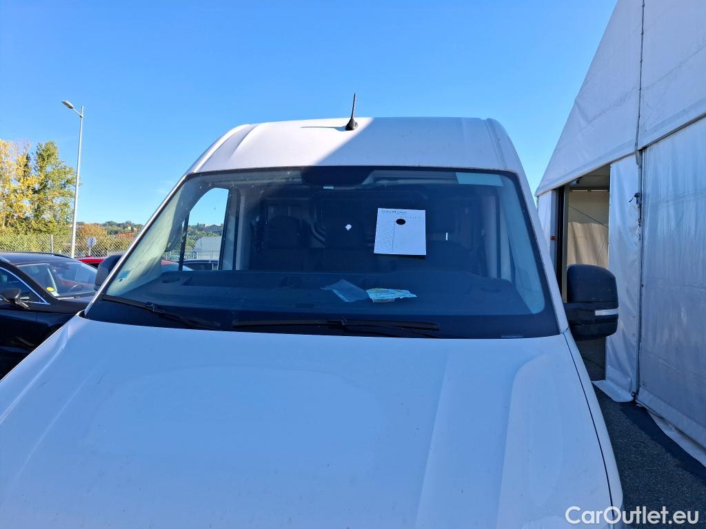  Volkswagen  Crafter  Fourgon Fourgon 30 mittlerer Radstand mit Hochdach FWD 2.0 #8