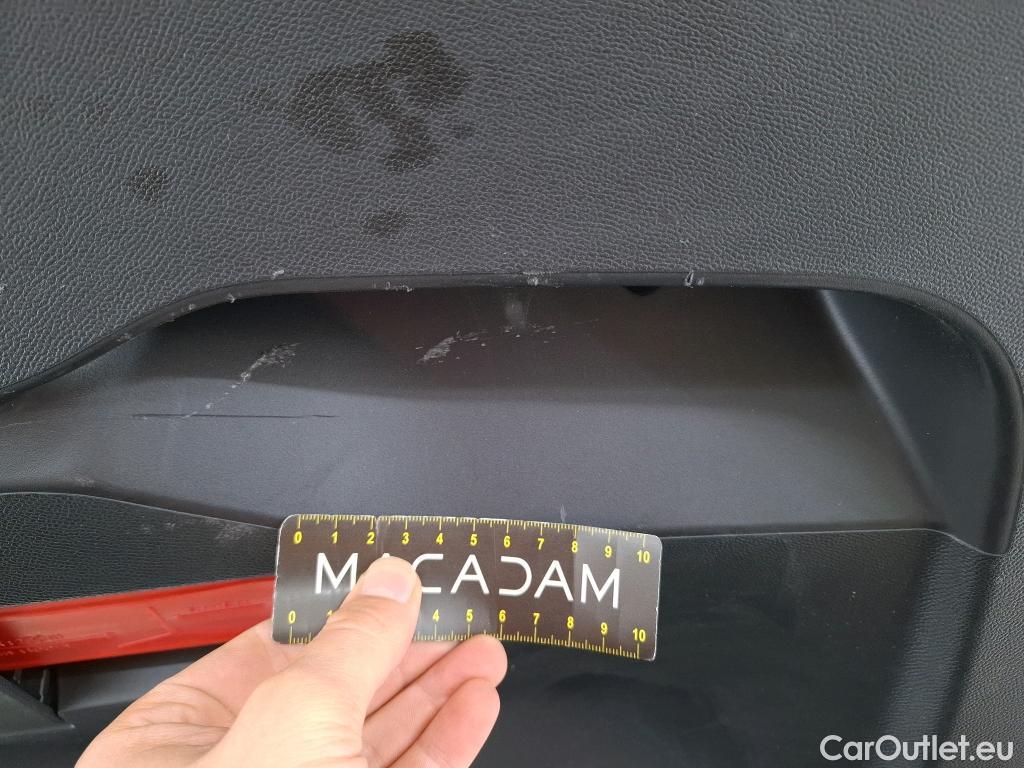  Peugeot  2008  Active Business 1.2 PureTech 100CV BVM6 E6d #39