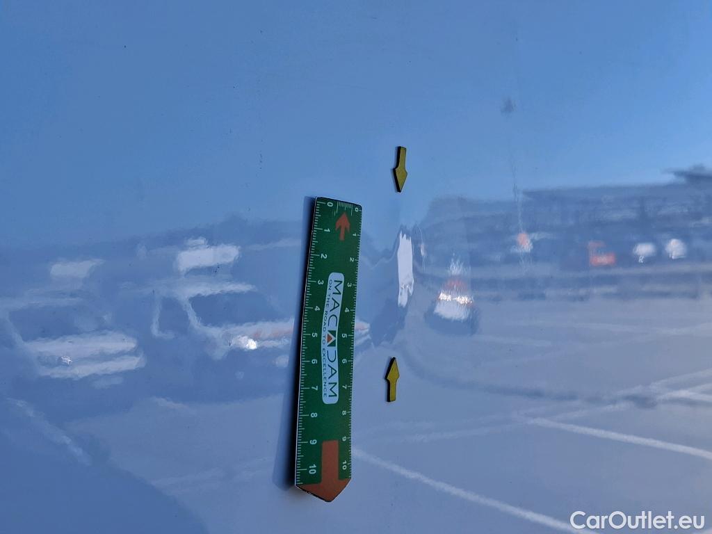  Volkswagen  Crafter  Fourgon Fourgon 30 mittlerer Radstand mit Hochdach FWD 2.0 #17