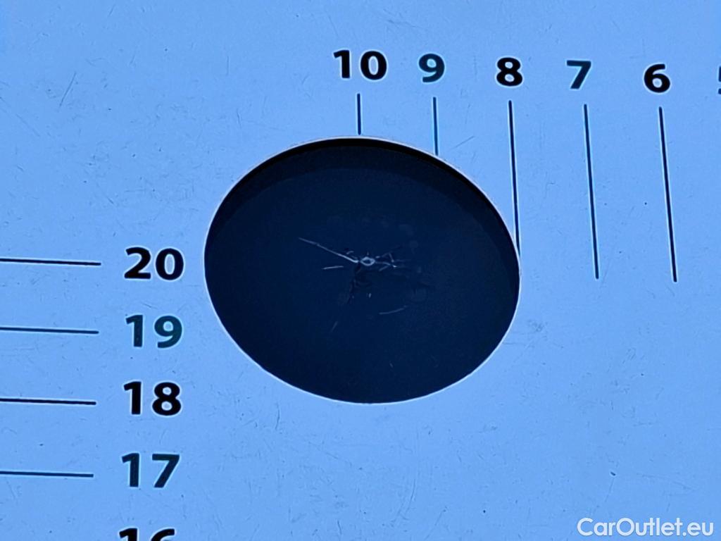  Volkswagen  Crafter  Fourgon Fourgon 30 mittlerer Radstand mit Hochdach FWD 2.0 #10