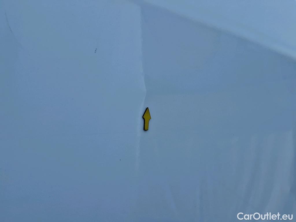  Volkswagen  Crafter  Fourgon Fourgon 30 mittlerer Radstand mit Hochdach FWD 2.0 #84