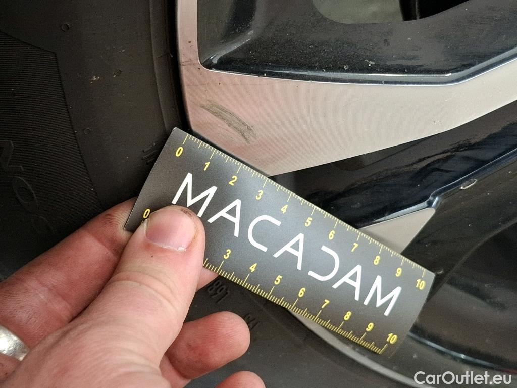  Peugeot  2008  Allure Business 1.5 HDi 130CV BVA8 E6d #24