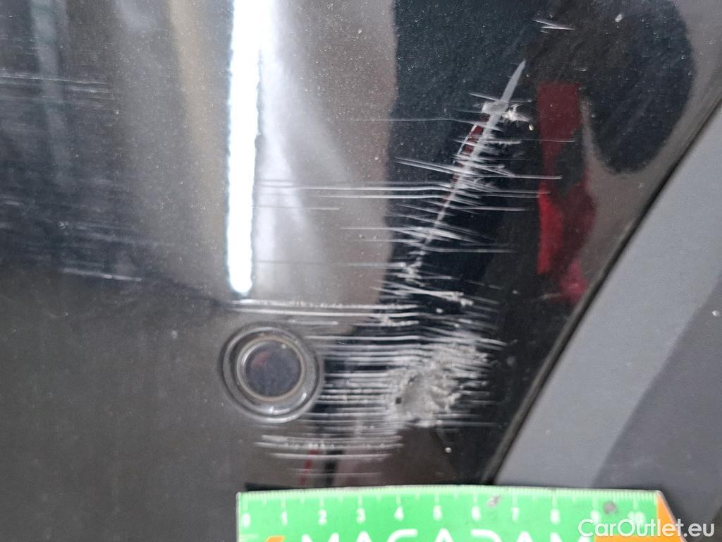  Mercedes  GLA MERCEDES-BENZ  / 2020 / 5P / SUV 1.3  200 BUSINESS LINE DCT #12