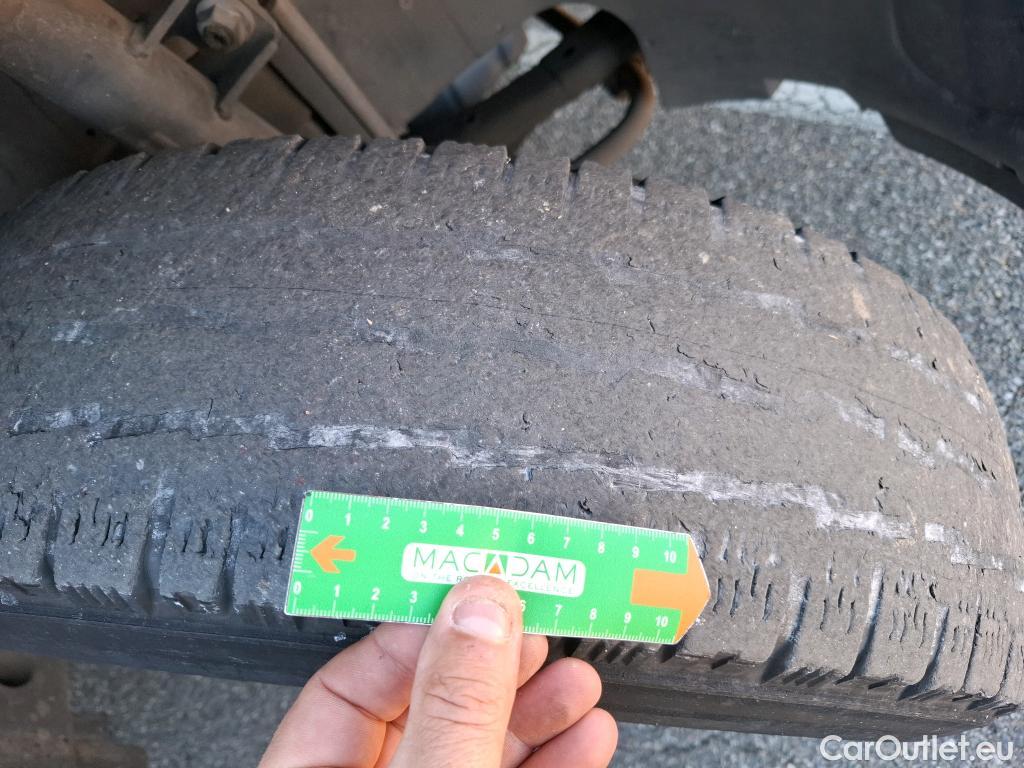  Volkswagen  Crafter  Fourgon Fourgon 30 mittlerer Radstand mit Hochdach FWD 2.0 #61