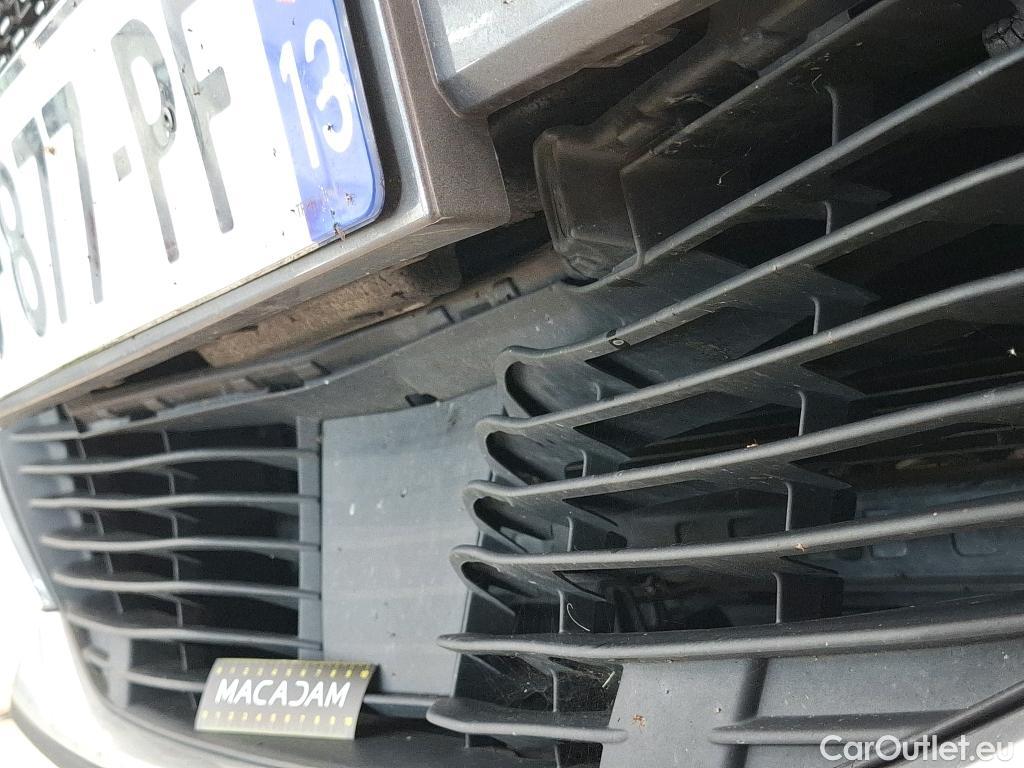  Peugeot  2008  Allure Business 1.5 HDi 130CV BVA8 E6d #16