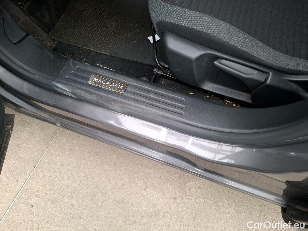  Peugeot  2008  Active Business 1.2 PureTech 100CV BVM6 E6d #25