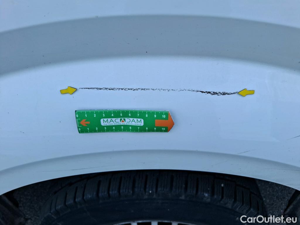  Volkswagen  Crafter  Fourgon Fourgon 30 mittlerer Radstand mit Hochdach FWD 2.0 #86