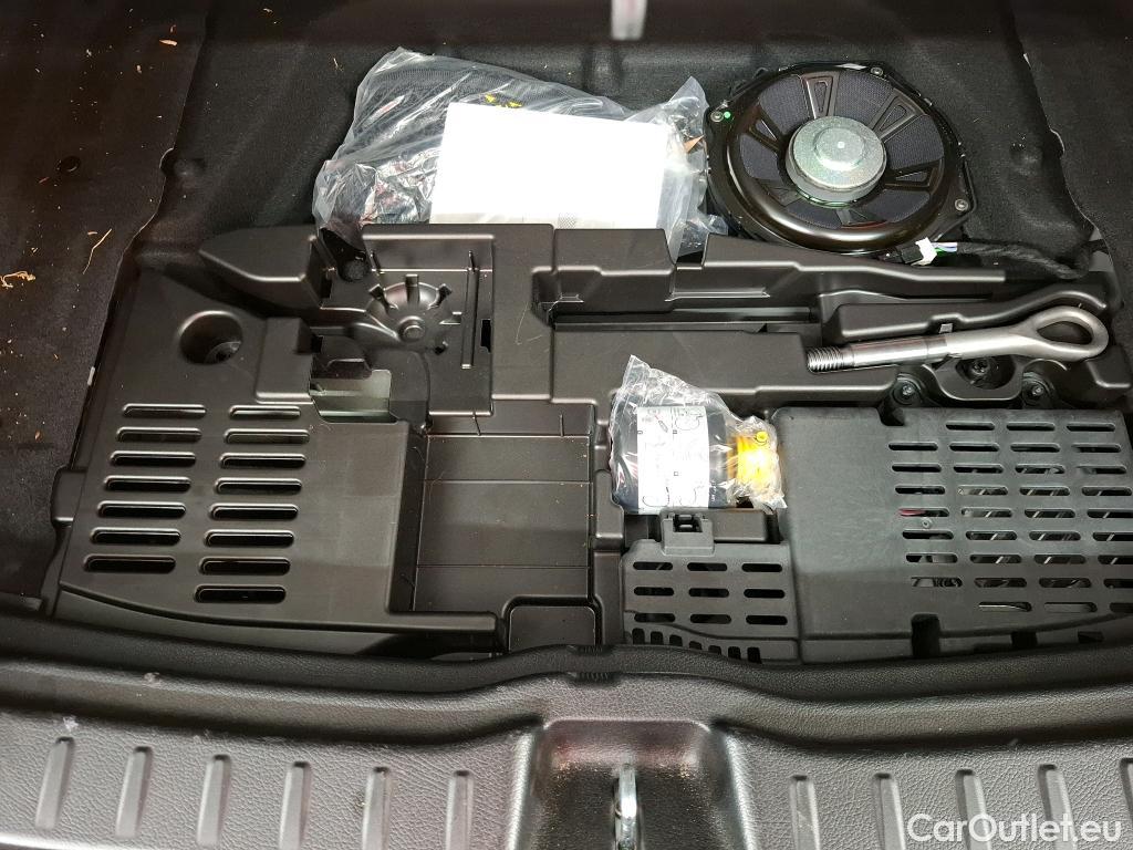  Mercedes  GLA MERCEDES-BENZ  / 2020 / 5P / SUV 1.3  200 BUSINESS LINE DCT #32