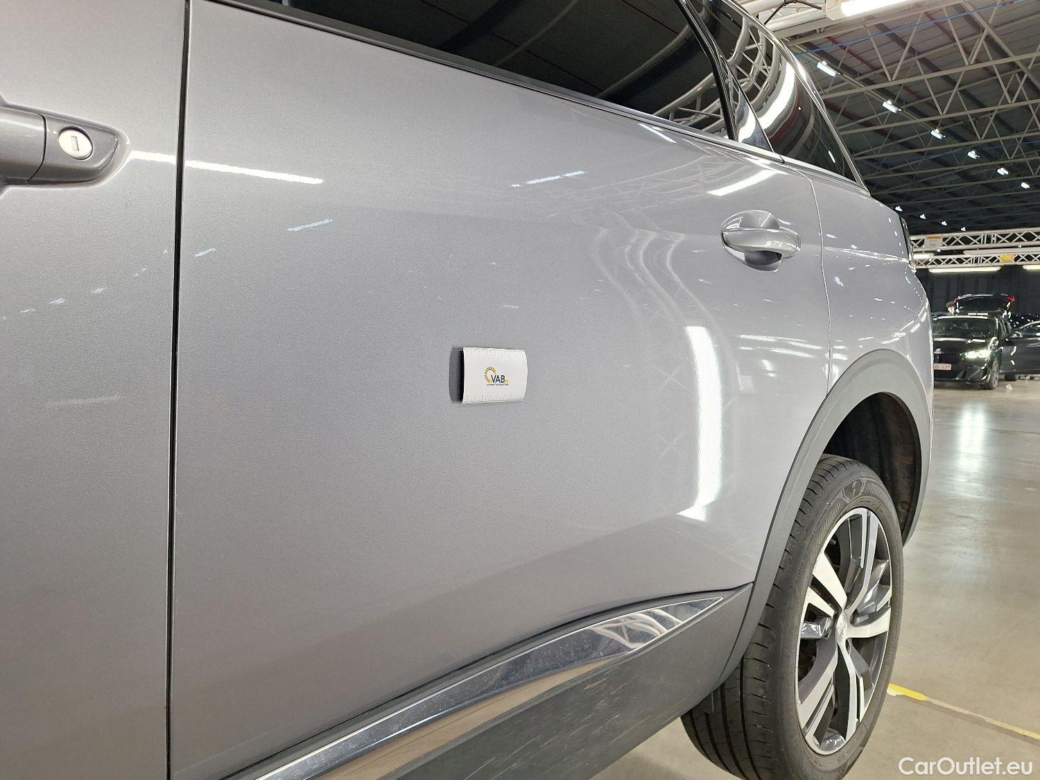  Peugeot  5008 Peugeot,  FL'20, Peugeot  1.5 BlueHDi 96kW S&S EAT8 Allure 5d #1