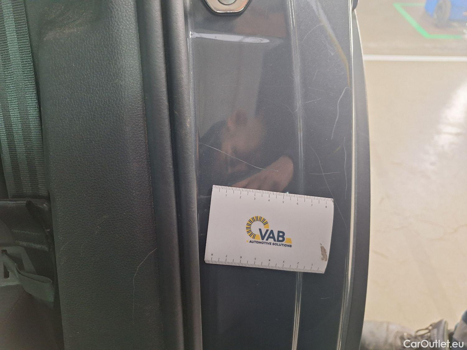  Volkswagen  Tiguan VW,  FL'20, Volkswagen  2.0 TDI 110kW DSG Life 5d #12