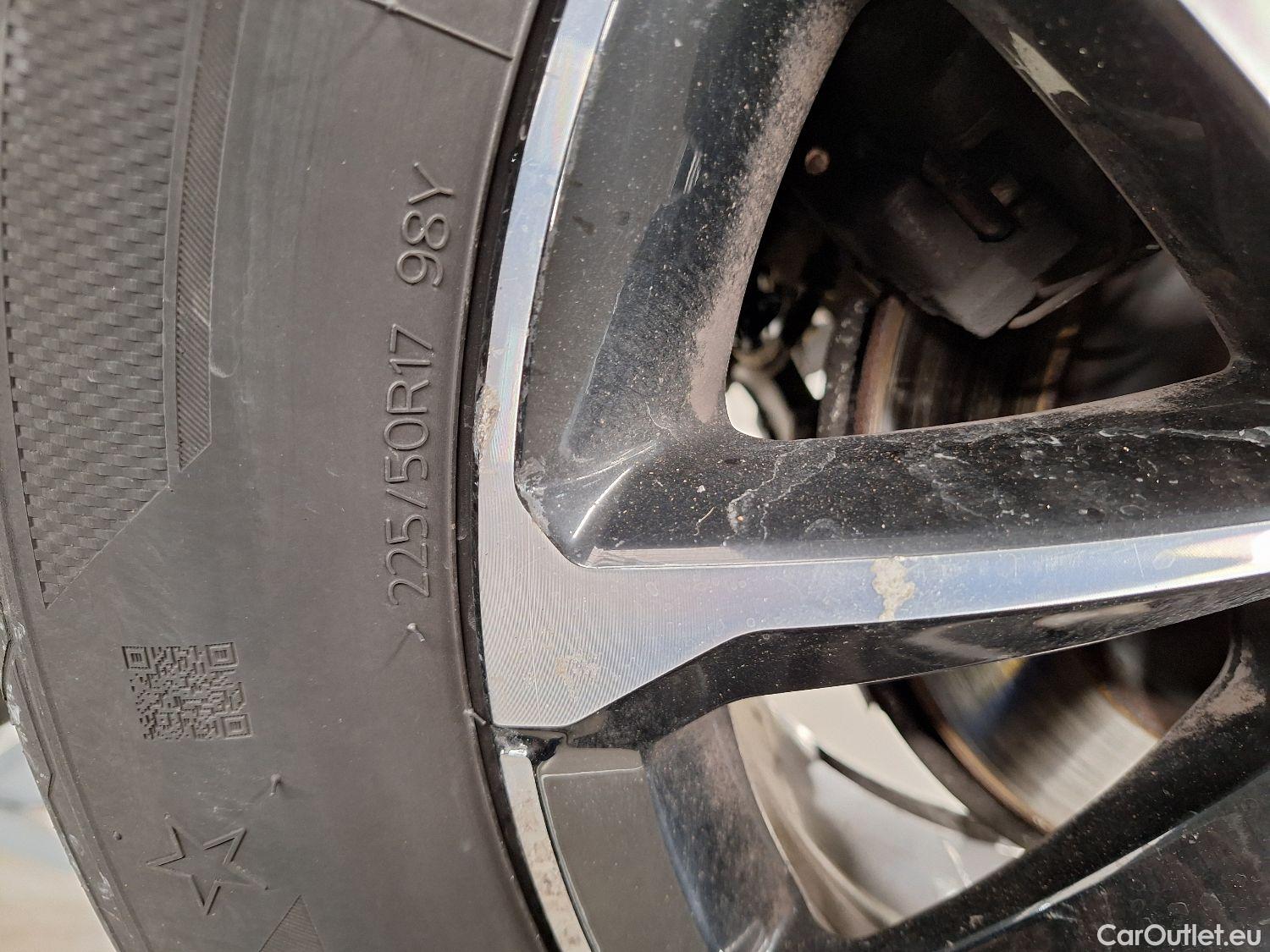  Volvo  V60 Volvo,  '18, Volvo  D3 Geartronic Momentum Pro 5d #11