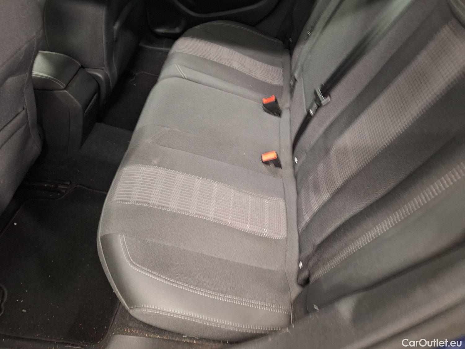  Peugeot  308 Peugeot,  SW FL'17, Peugeot  SW 1.5 BlueHDi 130 FAP S&S EAT6 Allure #17