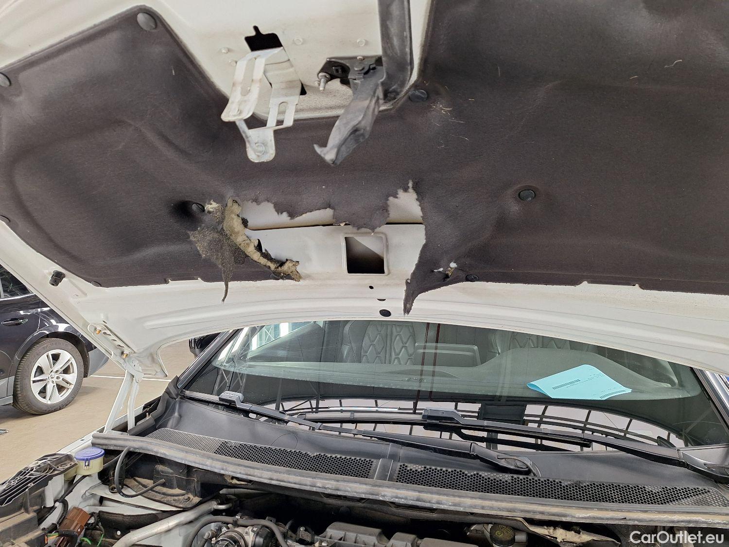  Peugeot  3008 Peugeot,  '16, Peugeot  1.5 BlueHDi 96kW S&S EAT8 GT Line 5d #16