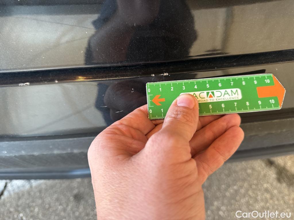  Nissan  Qashqai NISSAN  / 2021 / 5P / Crossover 1.3 MHEV 140 Business Edition #13