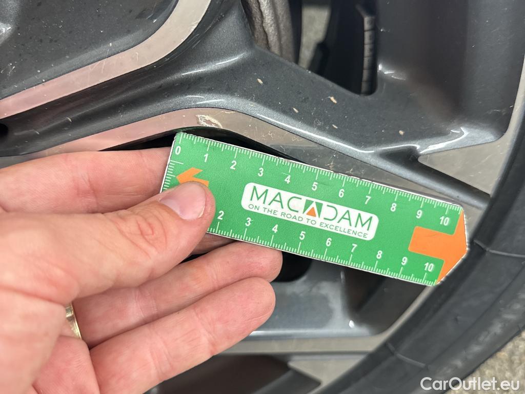  Bmw  X2 BMW   2017  5P  SUV sDrive18i Business DesignDKG7 #2