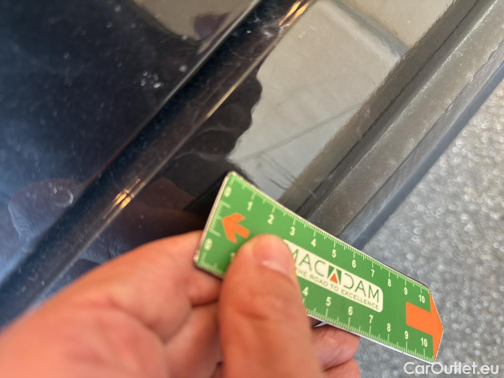  Nissan  Qashqai NISSAN  / 2021 / 5P / Crossover 1.3 MHEV 140 Business Edition #15