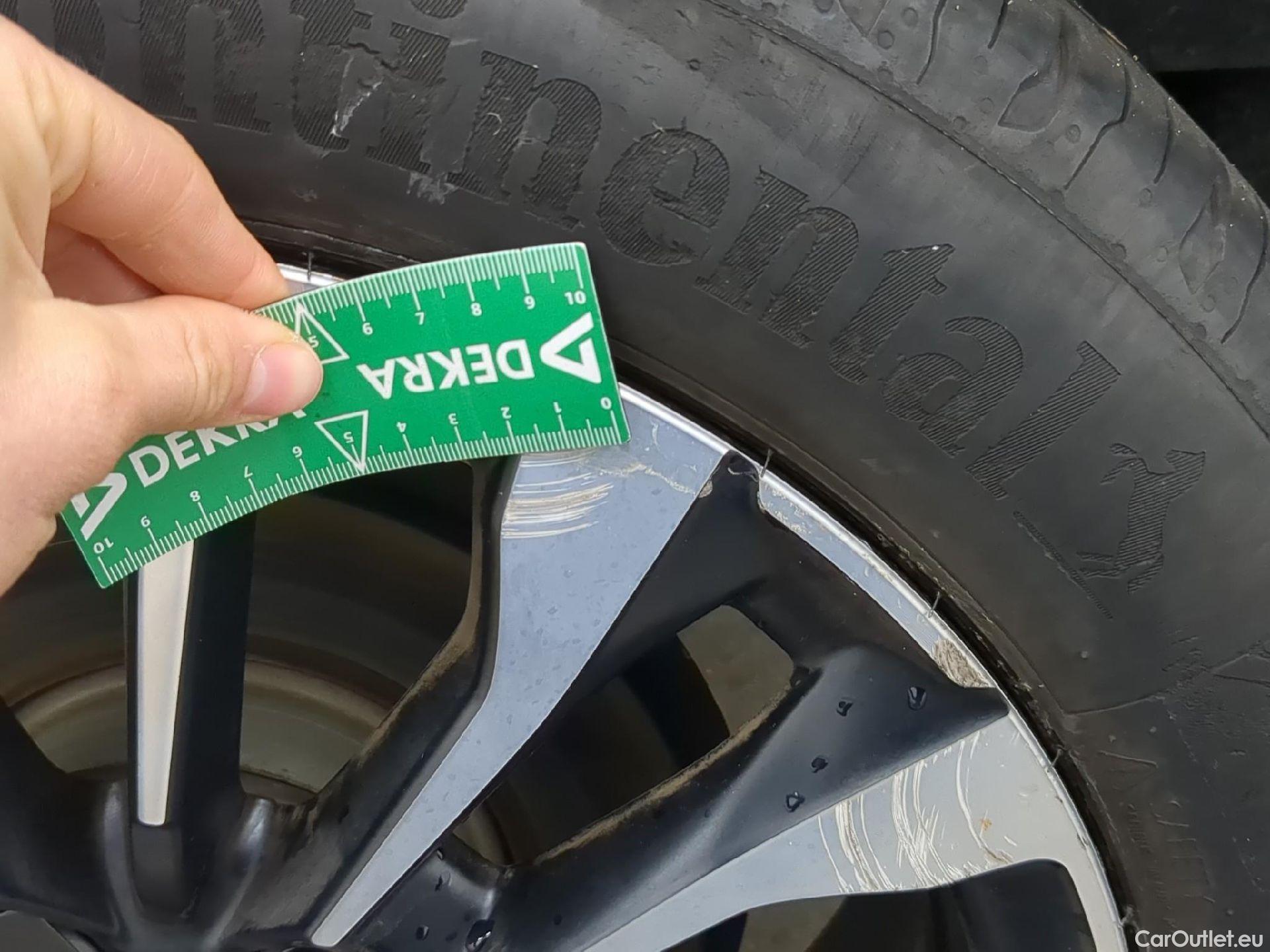  Fiat  500 FIAT X / 2018 / 5P / SUV 1.0 FFly T T3 120ch Cross #24