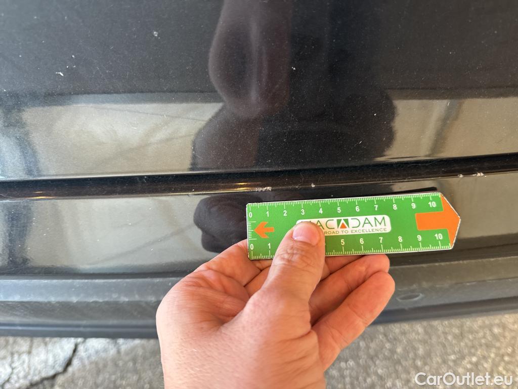  Nissan  Qashqai NISSAN  / 2021 / 5P / Crossover 1.3 MHEV 140 Business Edition #12