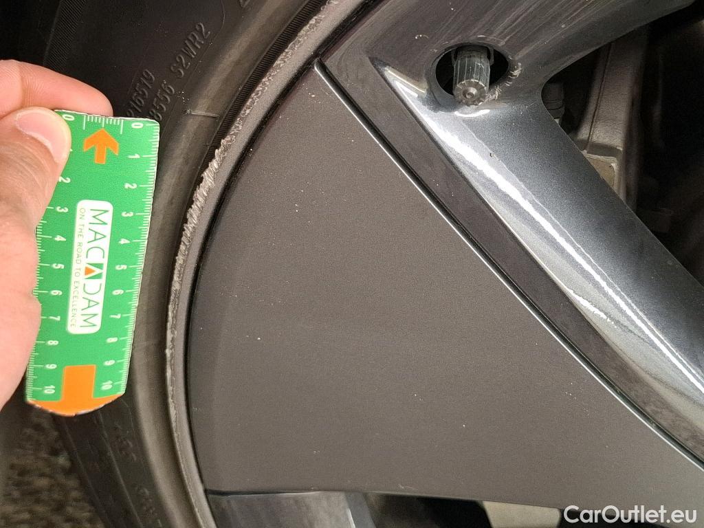  Tesla  Model 3 TESLA   2018  4P  Berline Grande Autonomie #21