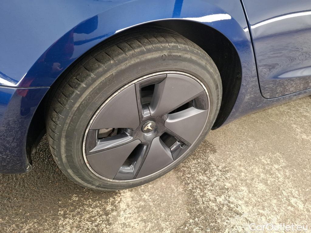  Tesla  Model 3 TESLA   2018  4P  Berline Grande Autonomie #12