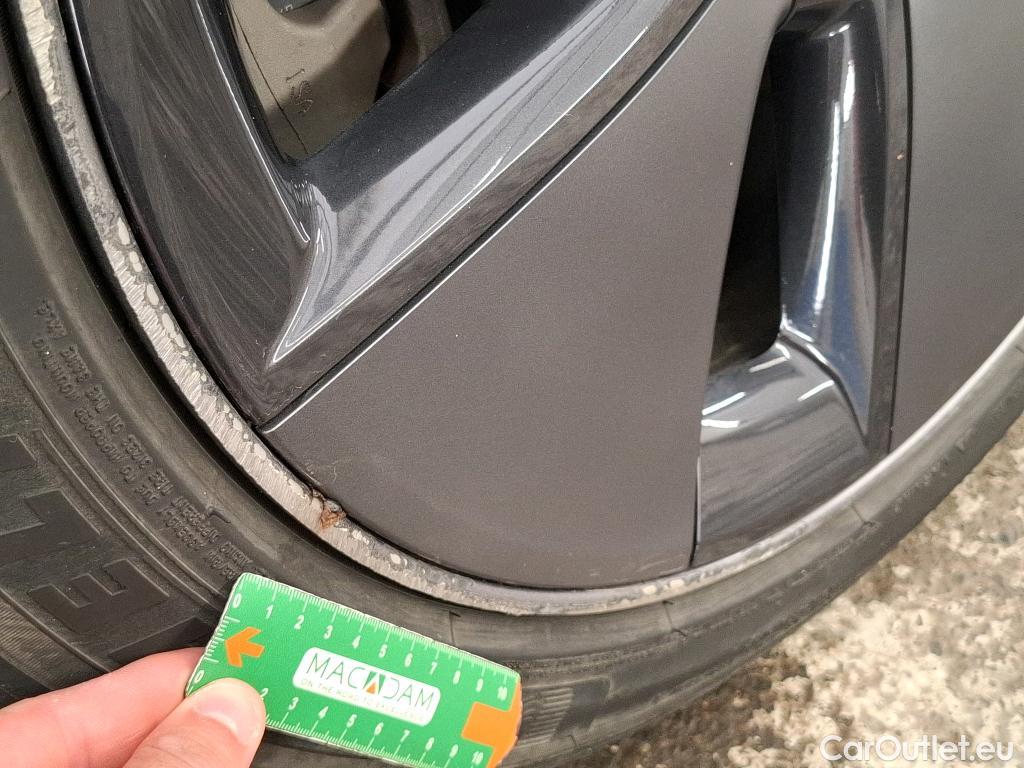  Tesla  Model 3 TESLA   2018  4P  Berline Grande Autonomie #16