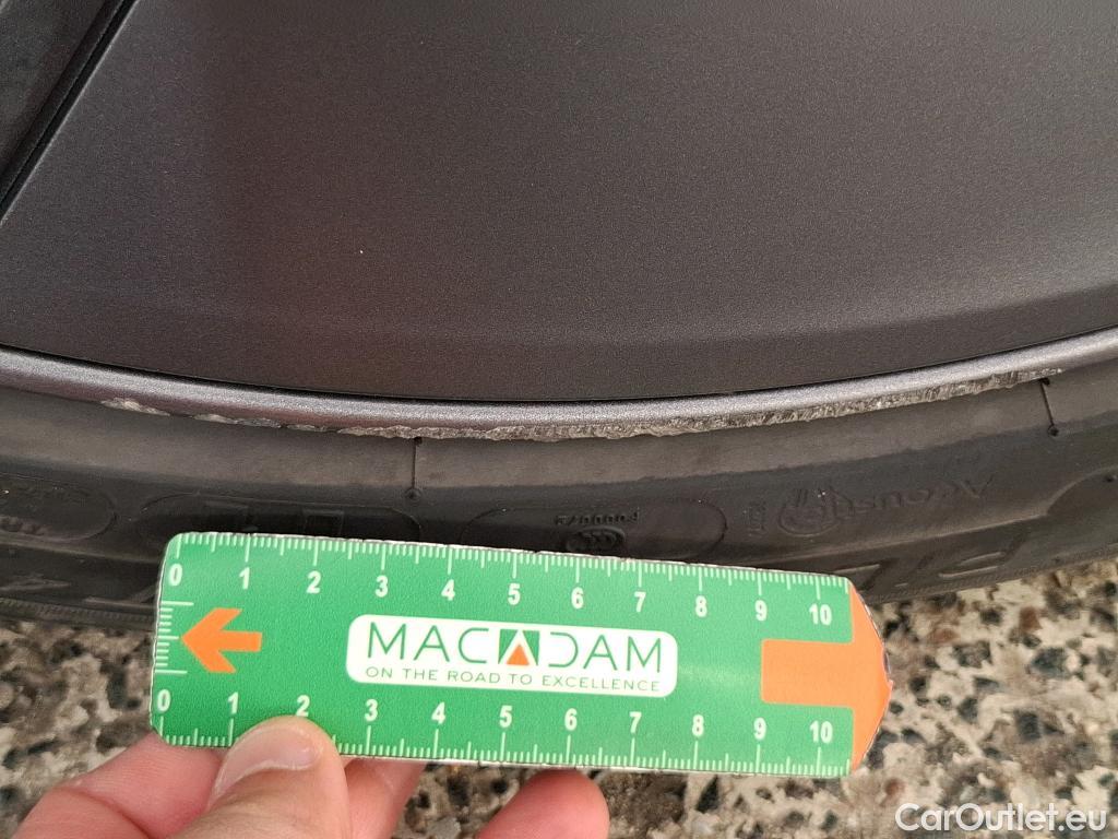  Tesla  Model 3 TESLA   2018  4P  Berline Grande Autonomie #5