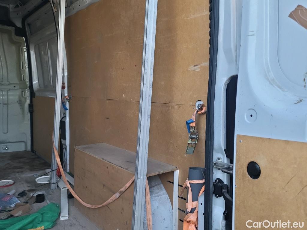  Peugeot  Boxer  Furgón Techo Elevado 335 L3H2 Pro BlueHDi 140 Stop&Start #50