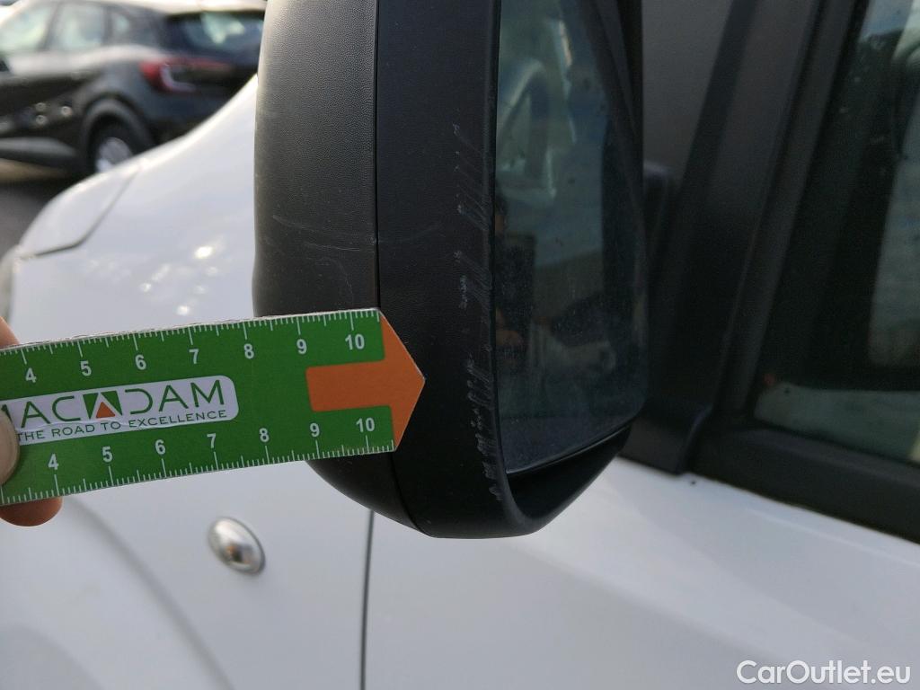  Citroen  Jumpy CITROEN  / 2016 / 4P / furgón Talla M BlueHDi 120 S&S 6v Club (CA) #45