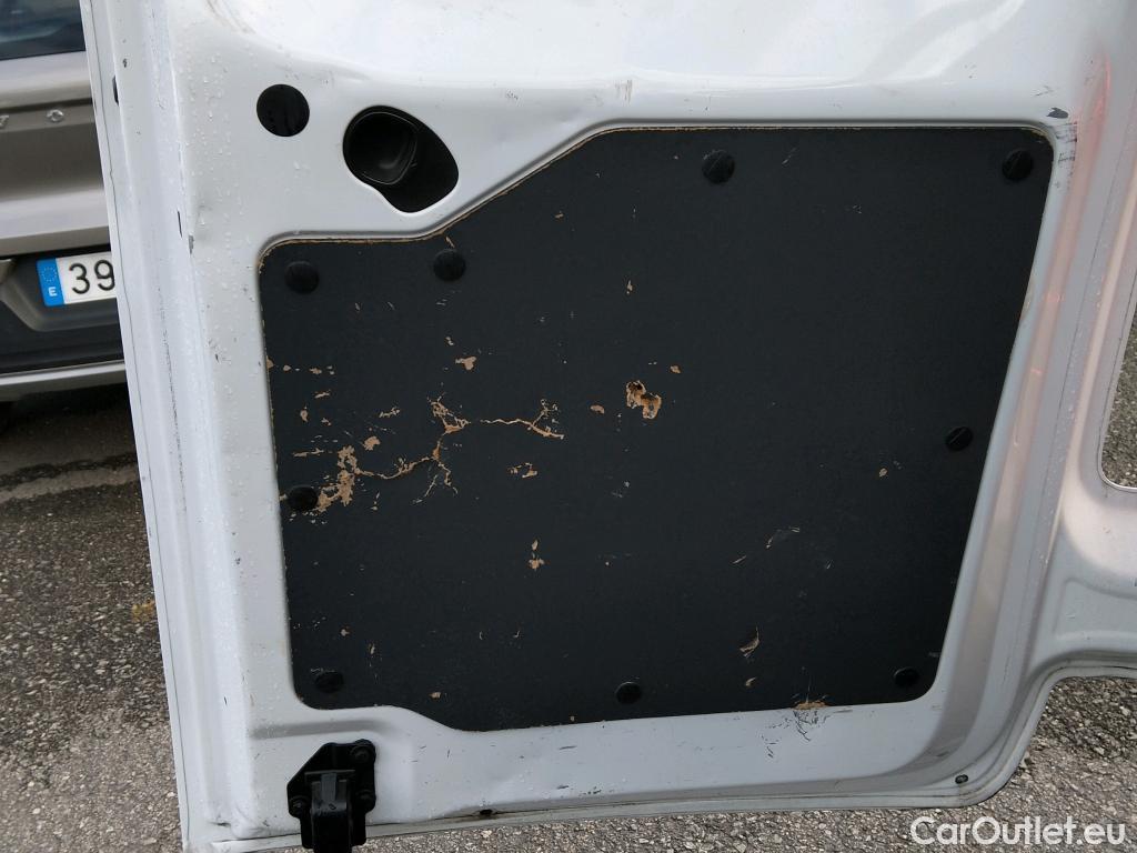  Citroen  Jumpy CITROEN  / 2016 / 4P / furgón Talla M BlueHDi 120 S&S 6v Club (CA) #40