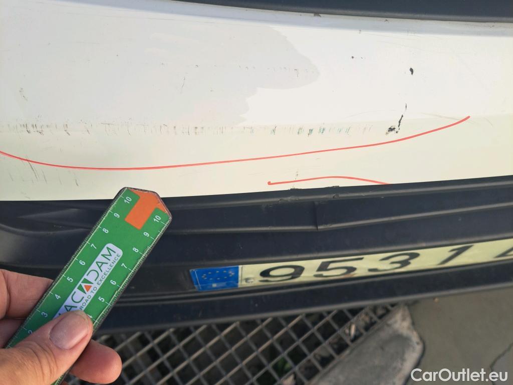  Opel  Vivaro OPEL  / 2019 / 4P / combi 1.5 Diésel 88kW (120CV) M Std Express #39