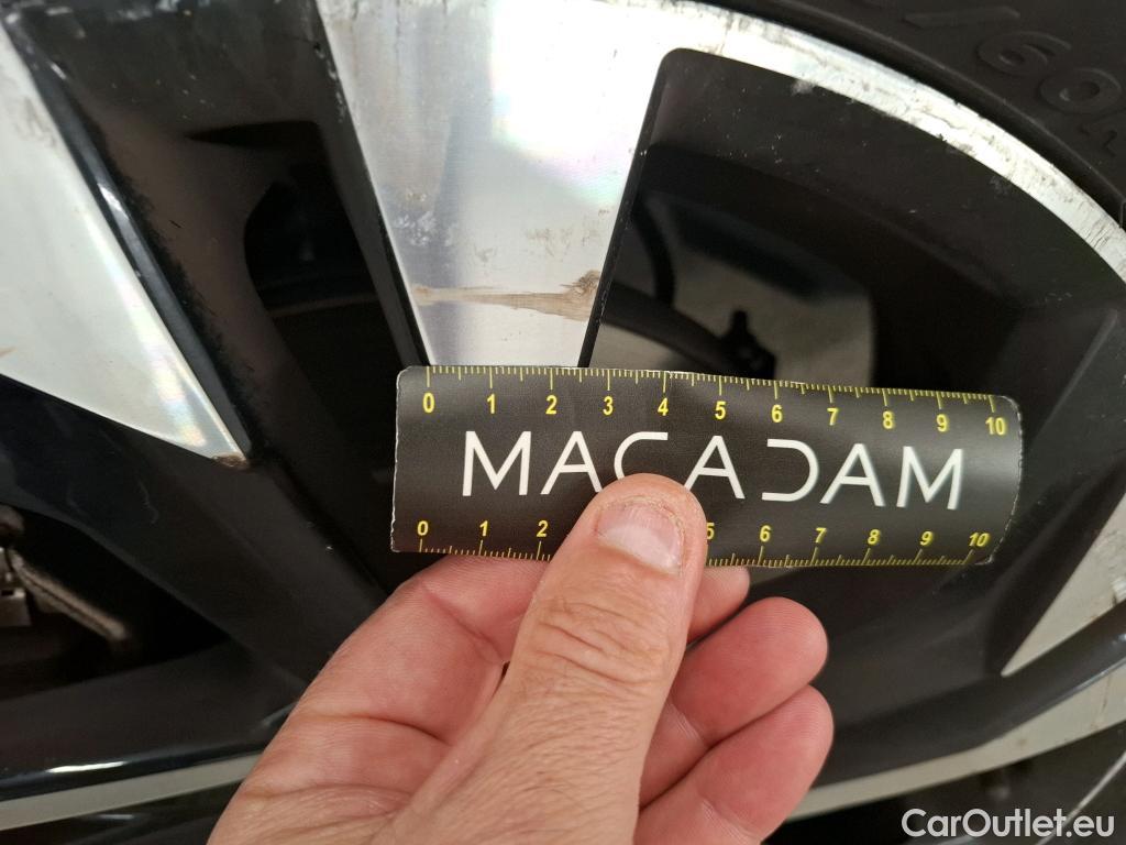  Peugeot  2008  Allure 1.5 HDi 130CV BVA8 E6d #2