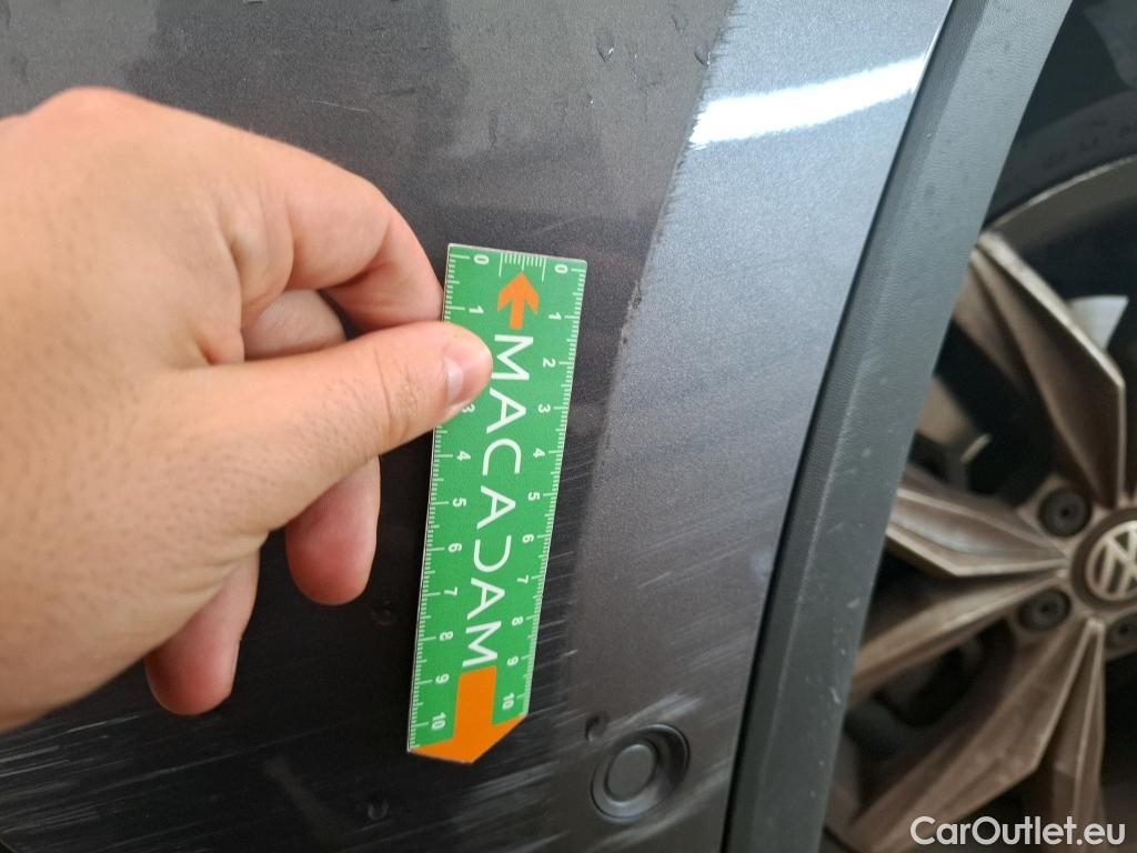  Volkswagen  Tiguan VOLKSWAGEN  Allspace / 2017 / 5P / SUV 2.0 TDI 150 DSG7 Carat #23