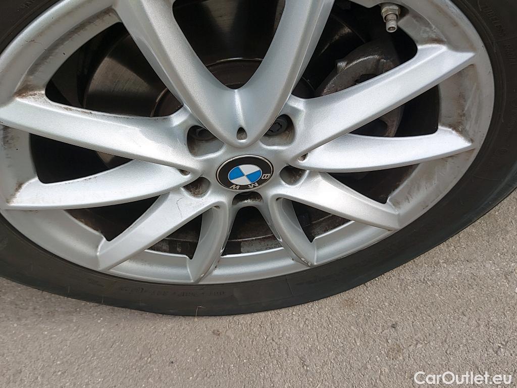  Bmw  X1 BMW  / 2015 / 5P / todoterreno sDrive18d Business #3