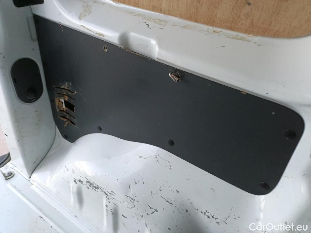  Opel  Vivaro OPEL  / 2019 / 4P / furgón 1.5 Diésel 74kW(100CV)M Std Exp #11