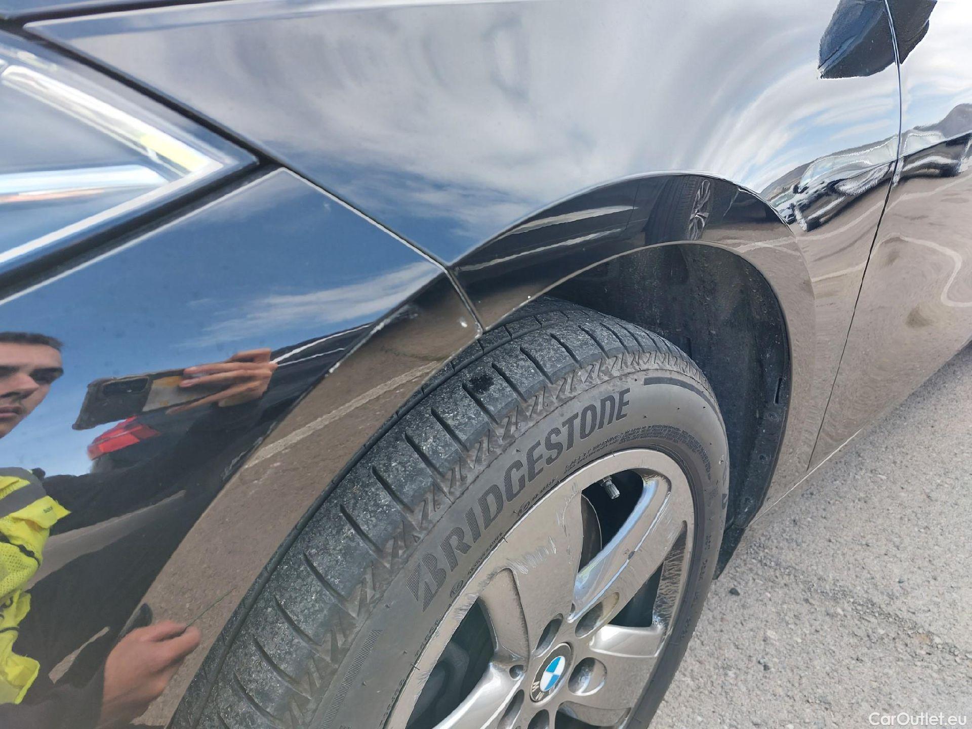  Bmw  Serie 1 BMW  / 2019 / 5P / berlina con portón 118i #8