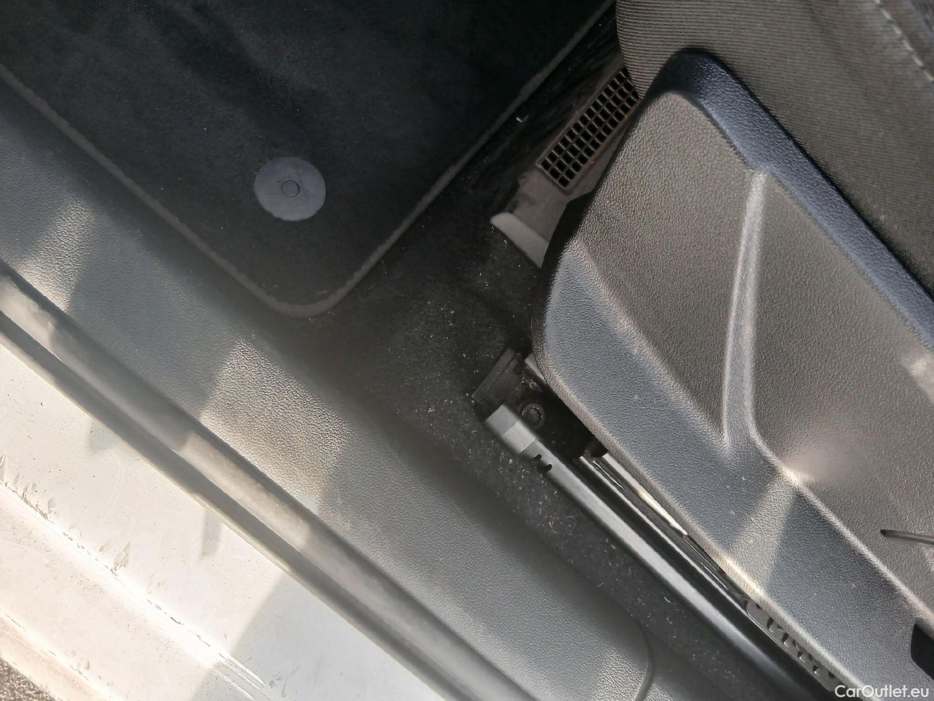  Audi  A3 AUDI  / 2020 / 5P / berlina con portón Sportback 30 TFSI 81kW (110CV) S tronic #1