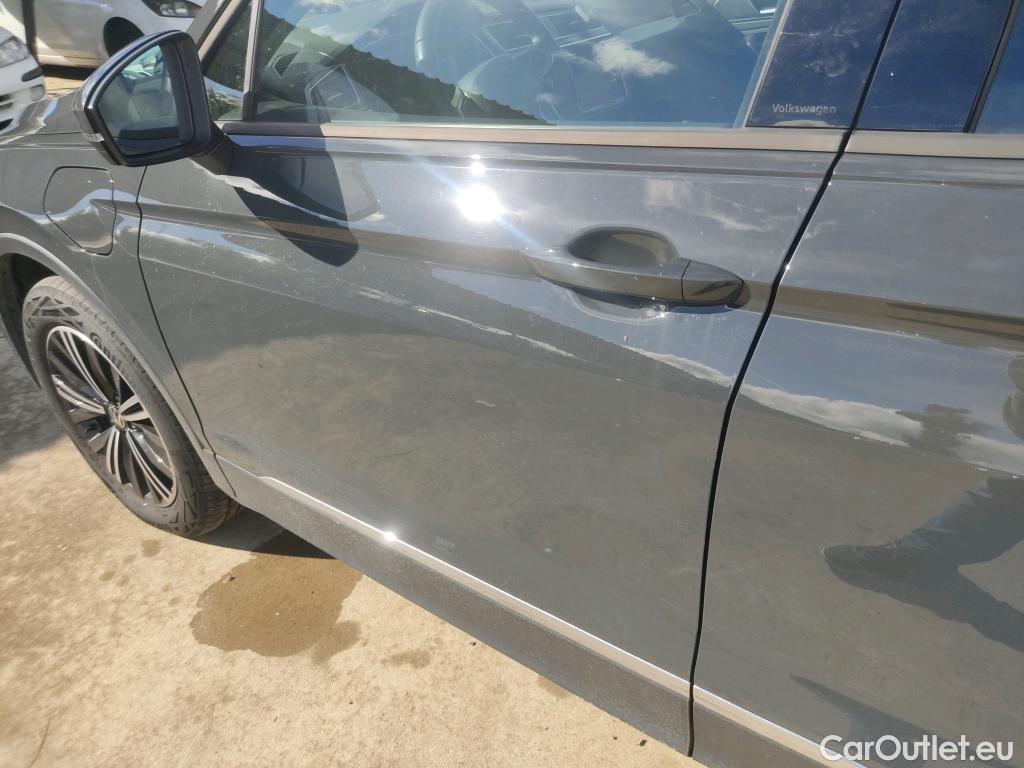  Volkswagen  Tiguan  Life eHybrid 1.4 TSI 245CV AT6 E6d #13