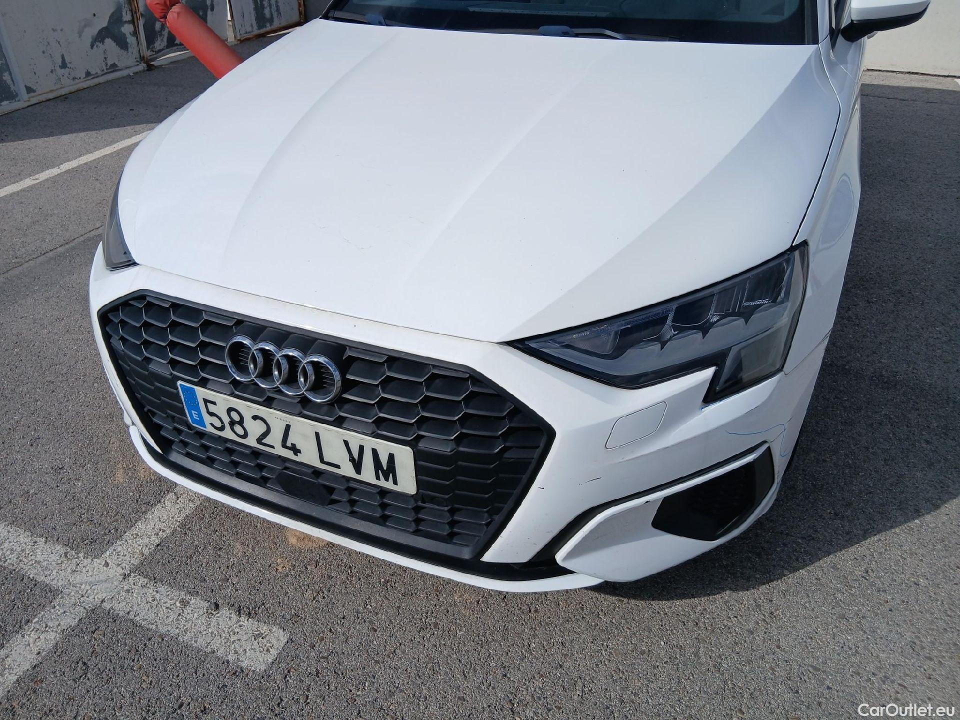  Audi  A3 AUDI  / 2020 / 5P / berlina con portón Sportback 30 TFSI 81kW (110CV) S tronic #17