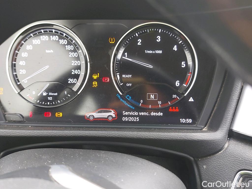  Bmw  X1 BMW  / 2015 / 5P / todoterreno sDrive18d Business #41