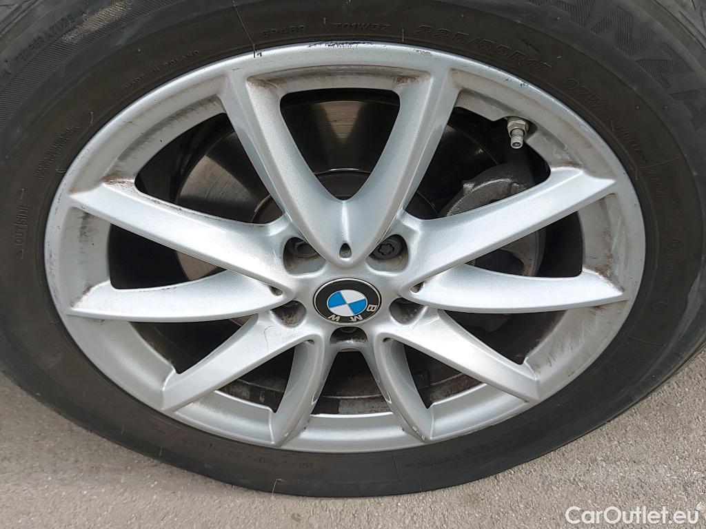  Bmw  X1 BMW  / 2015 / 5P / todoterreno sDrive18d Business #24