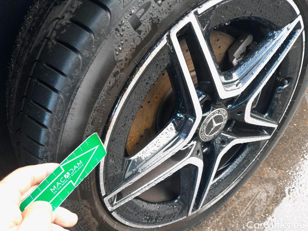  Mercedes  A-Klasse MERCEDES-BENZ Clase A / 2018 / 5P / berlina con portón A 250 e #4