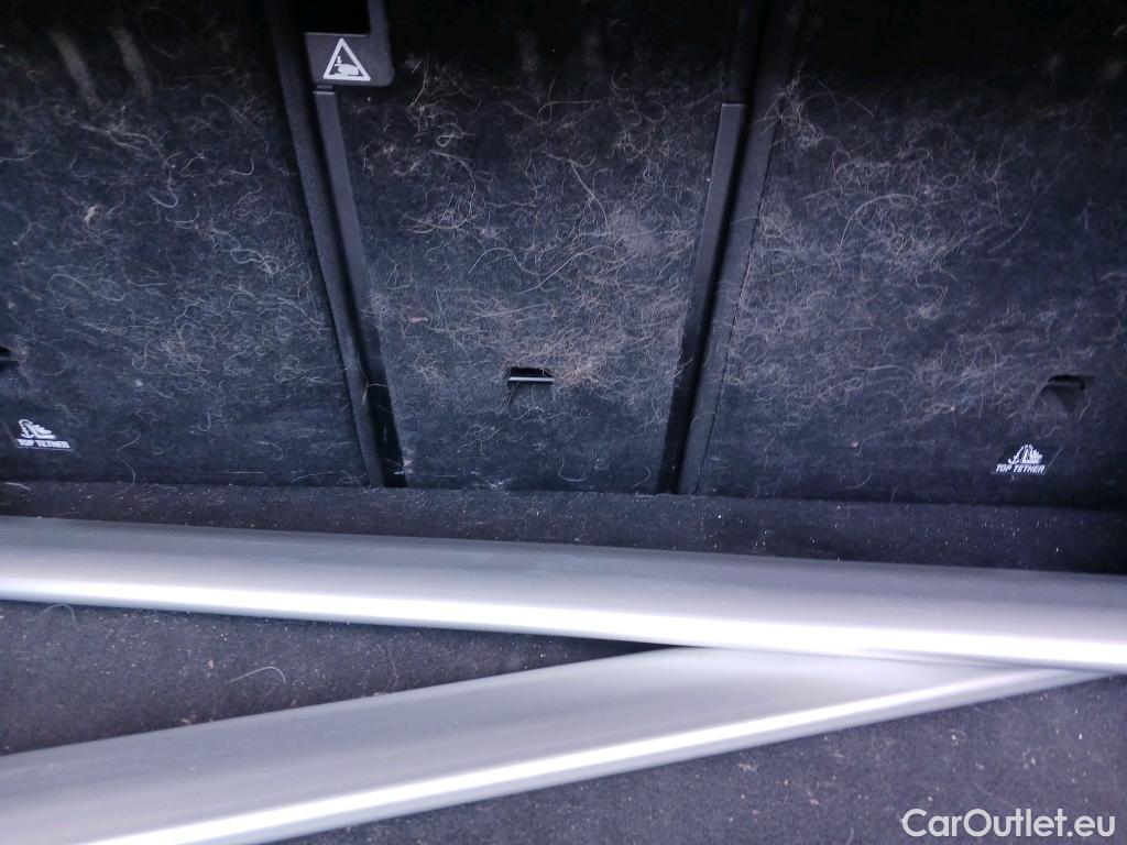  Mercedes  G-Klasee MERCEDES-BENZ Clase GLC / 2019 / 5P / todoterreno GLC 300 de 4MATIC #8