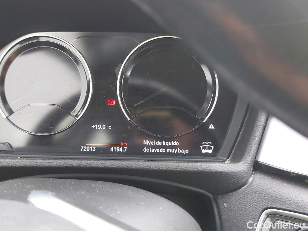  Bmw  X1 BMW  / 2015 / 5P / todoterreno sDrive18d Business #40