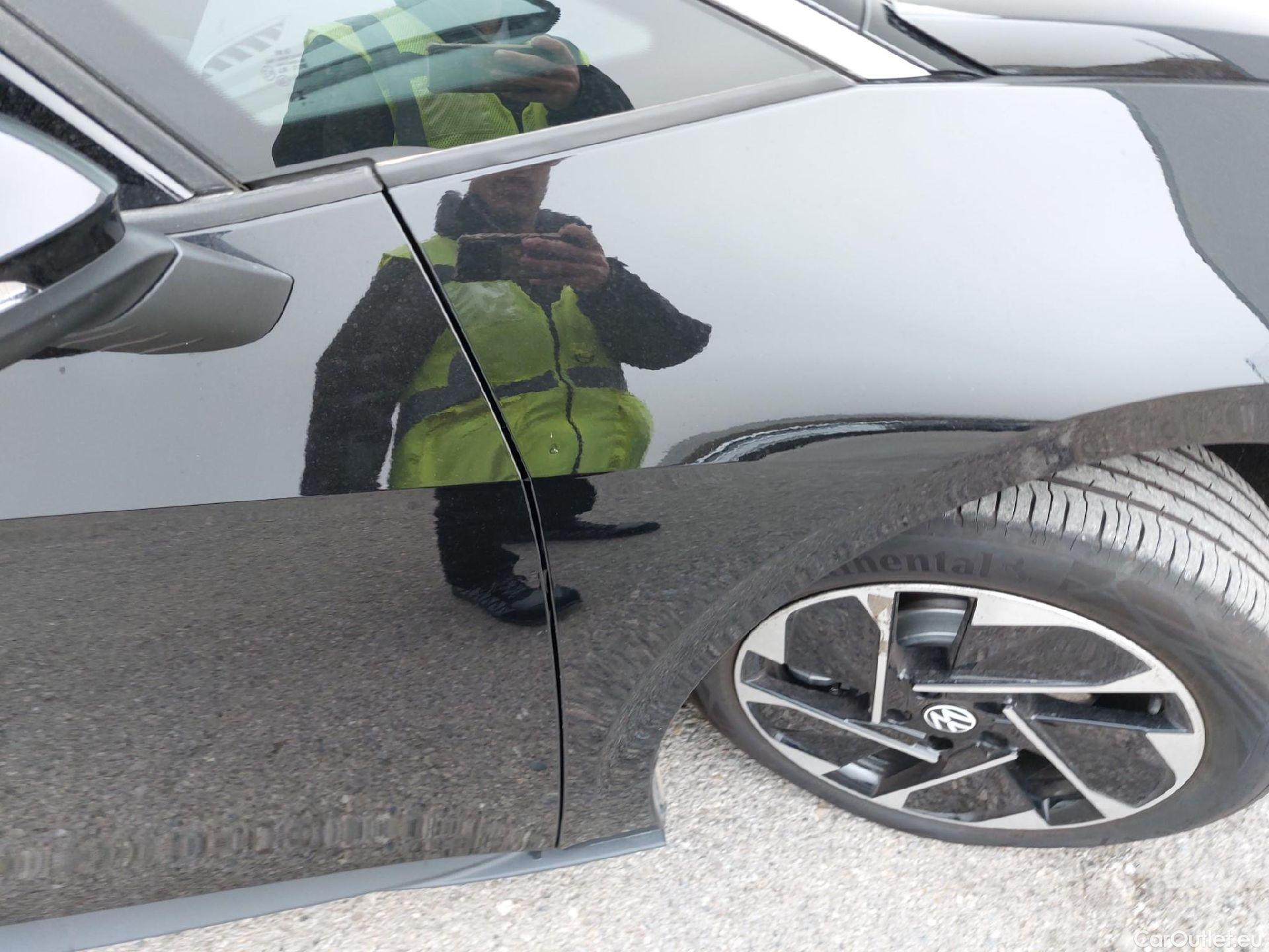  Volkswagen  ID.3  150 kW Pro 205CV #8