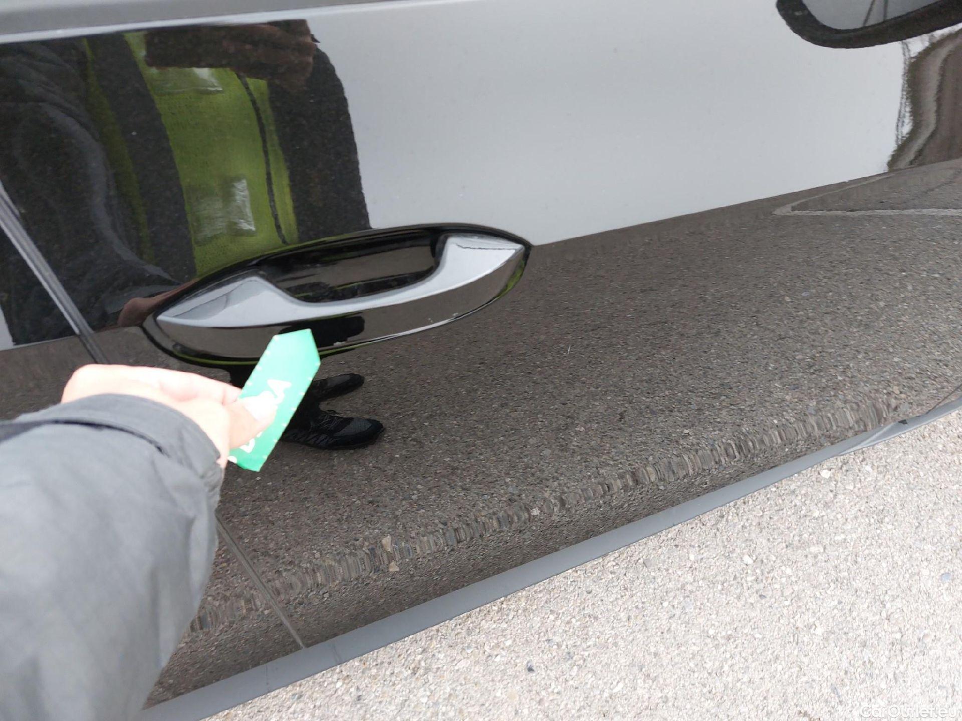  Volkswagen  ID.3  150 kW Pro 205CV #7