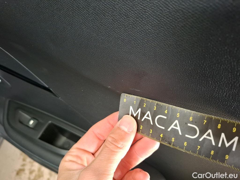  Peugeot  2008  Allure Business 1.2 PureTech 130CV BVA8 E6d #15