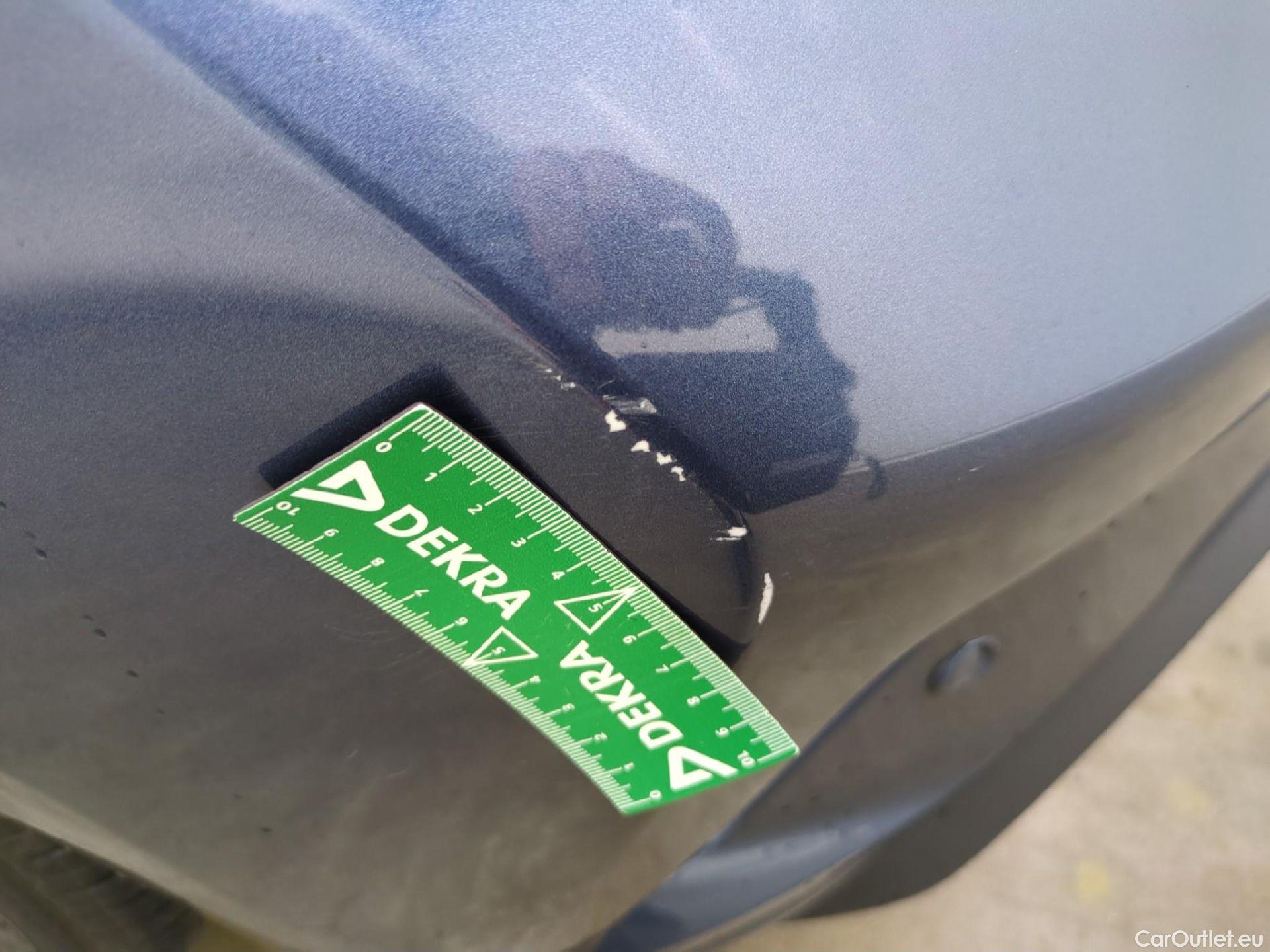  Ford  Focus  Berline ST-Line X 1.0 EcoBoost 125CV BVA7 E6d #19