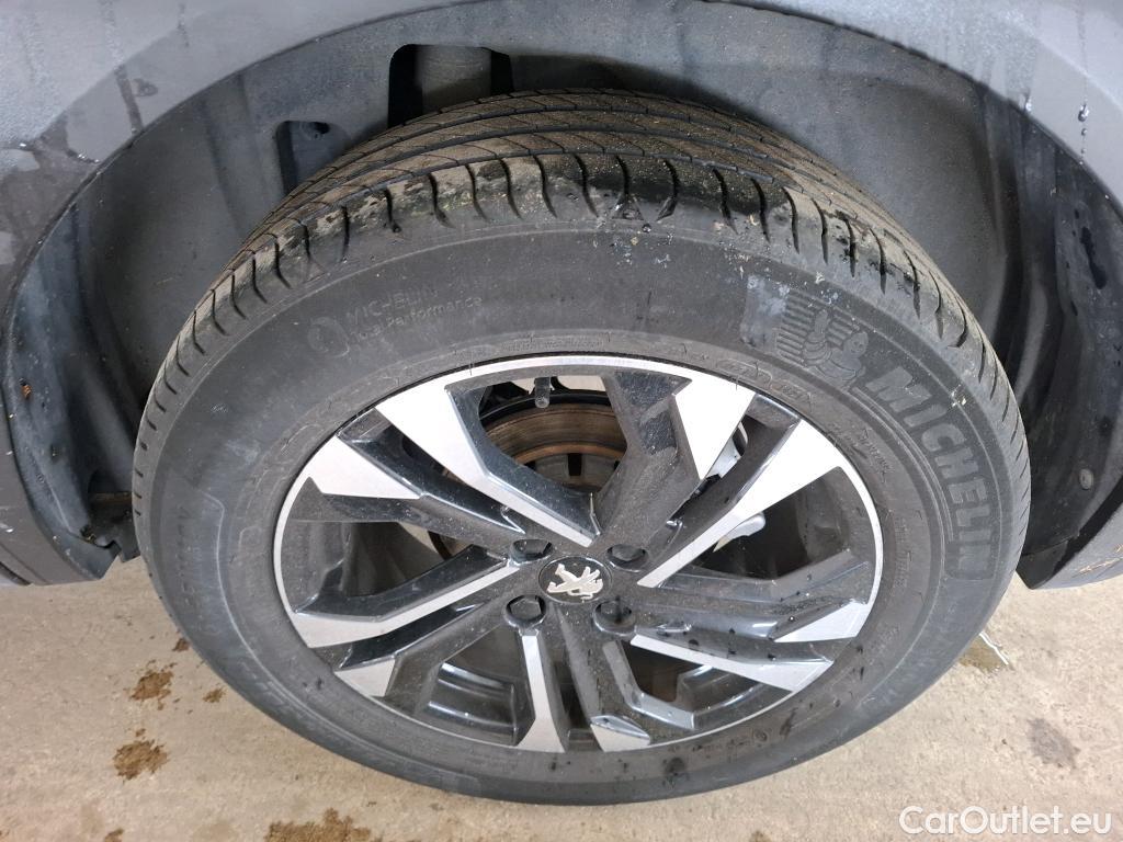  Peugeot  2008  Allure Business 1.2 PureTech 130CV BVA8 E6d #5