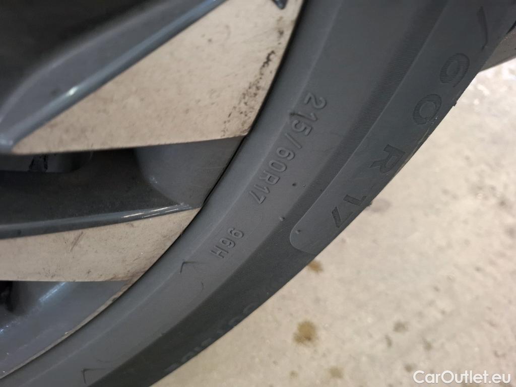  Peugeot  2008  Allure Business 1.2 PureTech 130CV BVA8 E6d #4