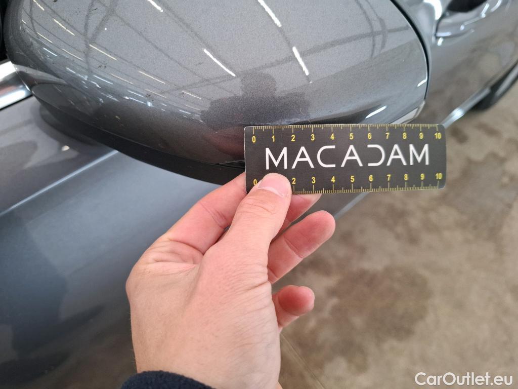  Mercedes  A-Klasse MERCEDES-BENZ Classe A Compact / 2018 / 5P / Berline A 180 d Business Line #24